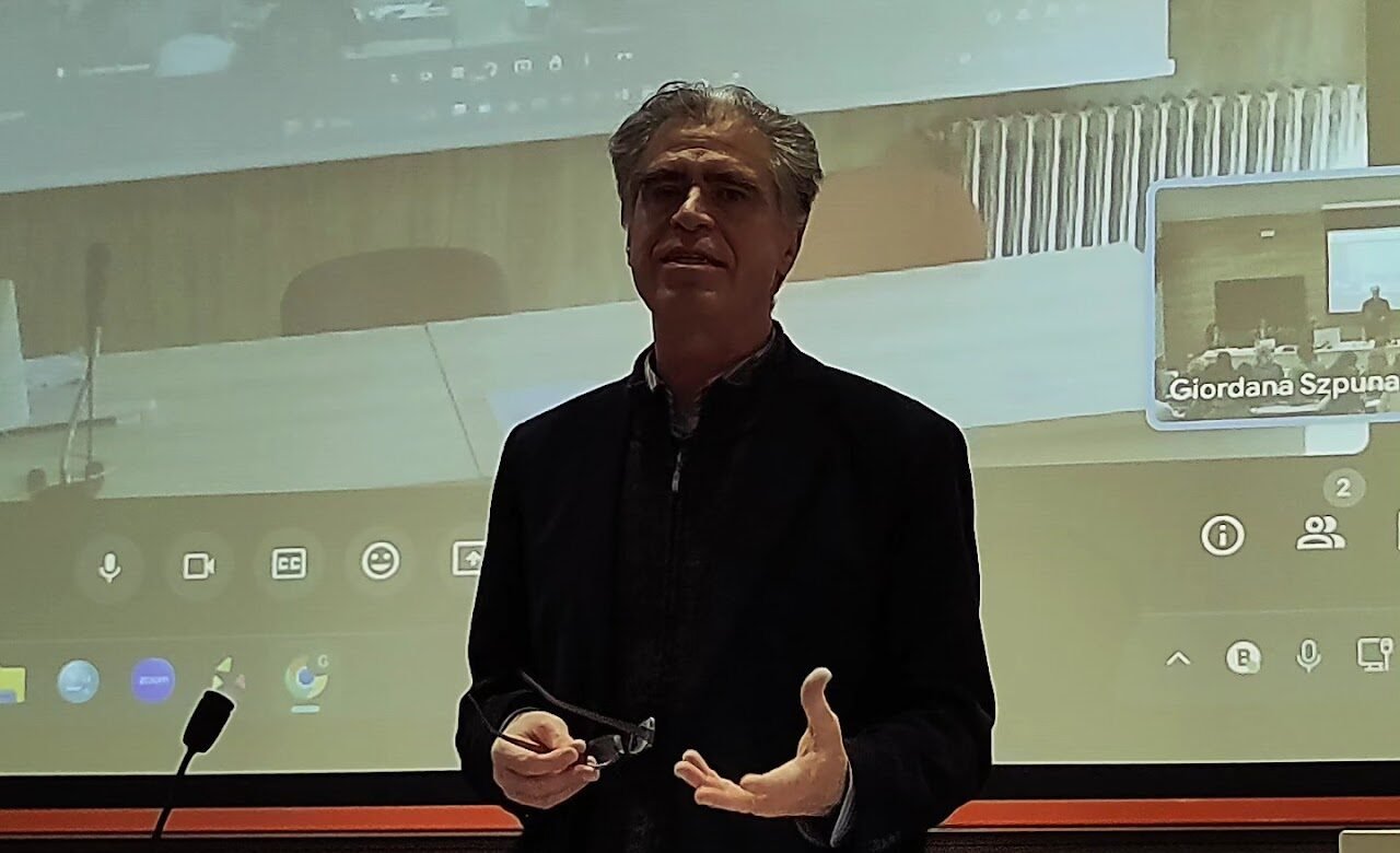 Mimesis, apprendimento e convivenza