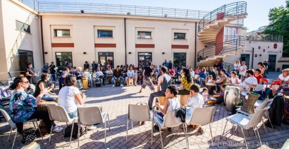 Educazione Poetica Pubblica