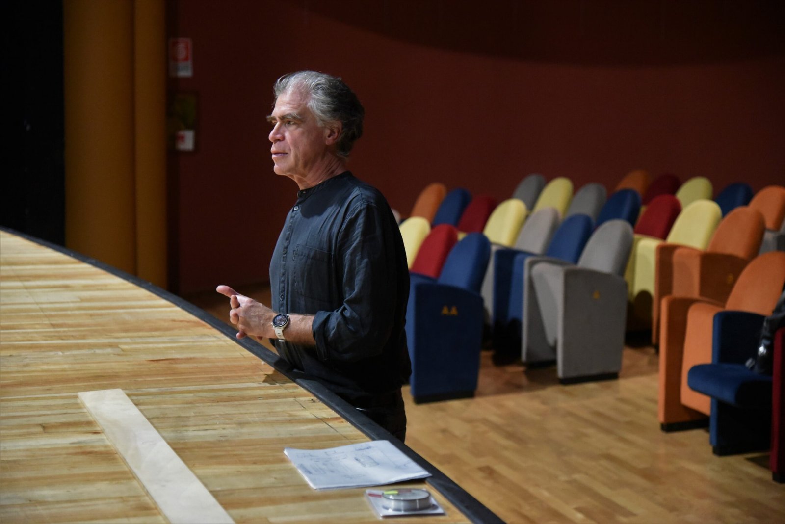 Incontri di corpi in viaggio su L’Identità